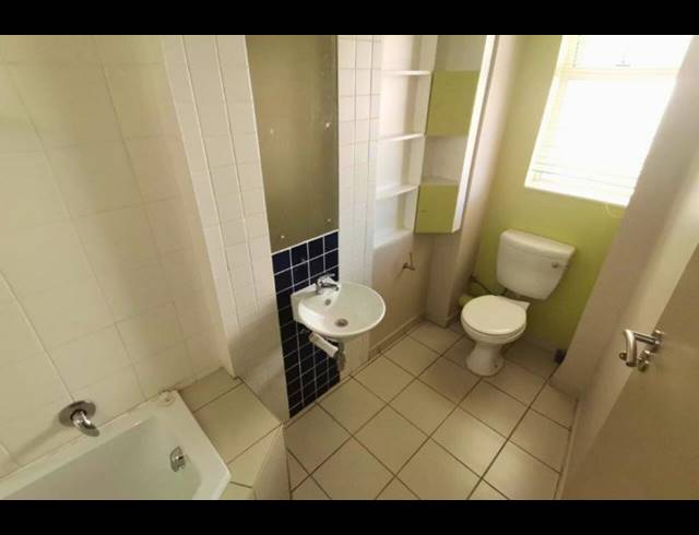 1 BEDROOM APARTMENT FOR SALE IN HILLCREST